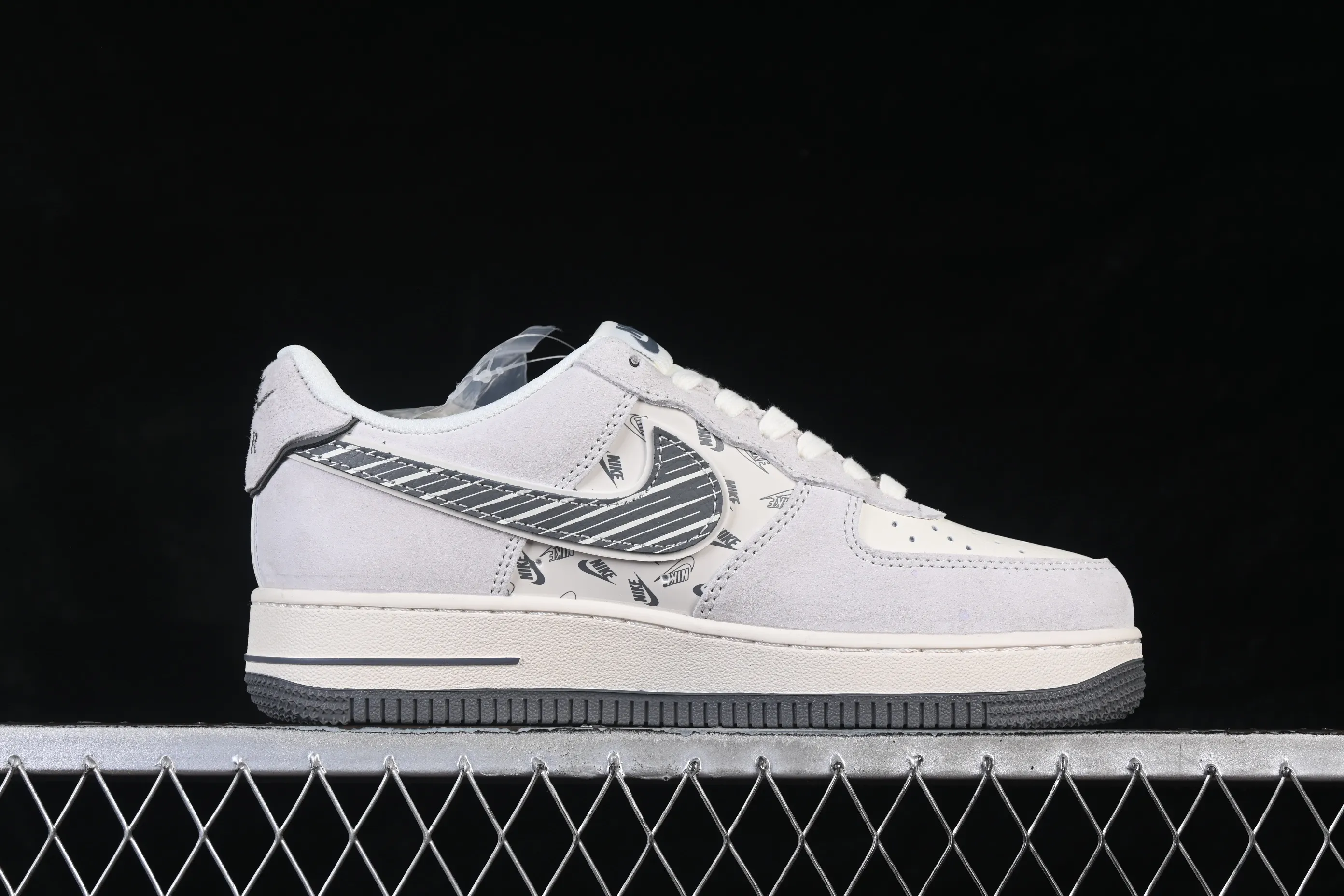 All categories Nk Air Force 1 Air Force series Nk Air Force 1 Low Air Force low-top Nike Air Force 1'07 Low Mihuizhuba leather Air Force 1 low-top casual sneakers JP8028-071